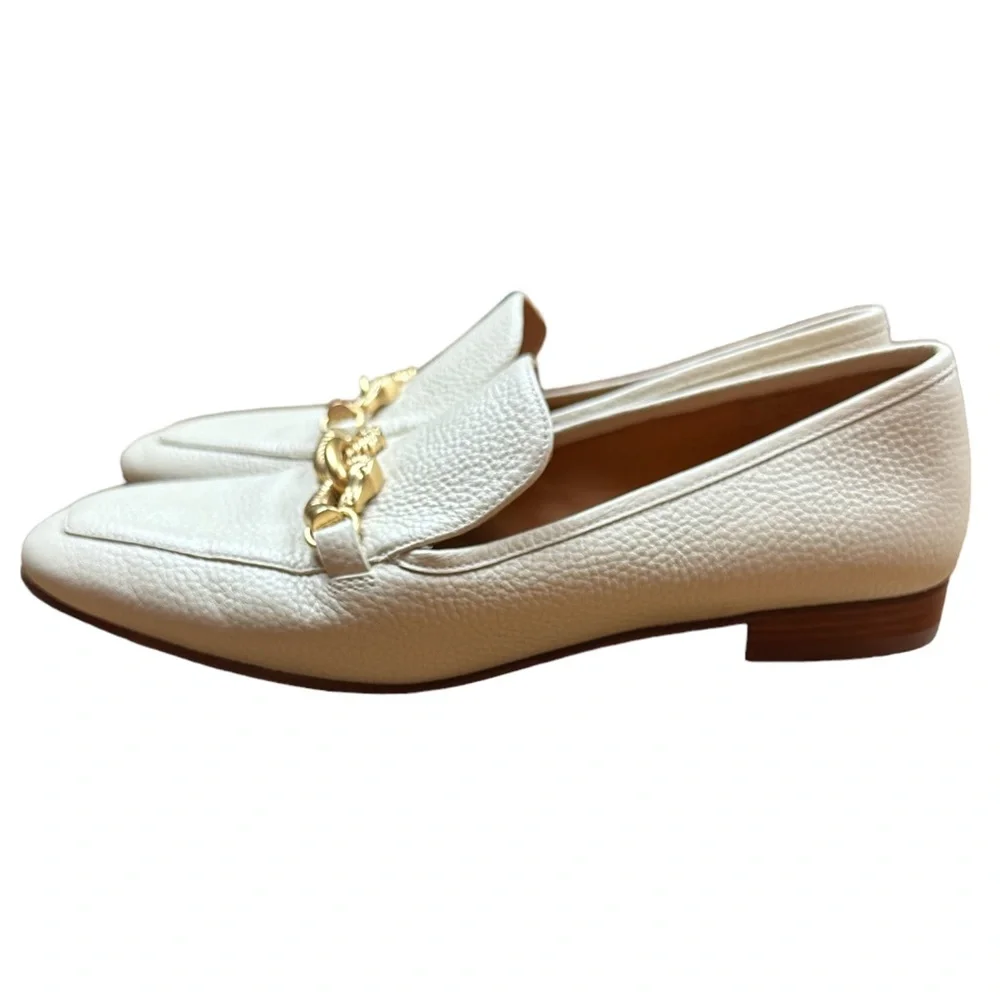 TORY BURCH: Cream Jessa Pebbled Leather Loafer with Gold Details -Size 9